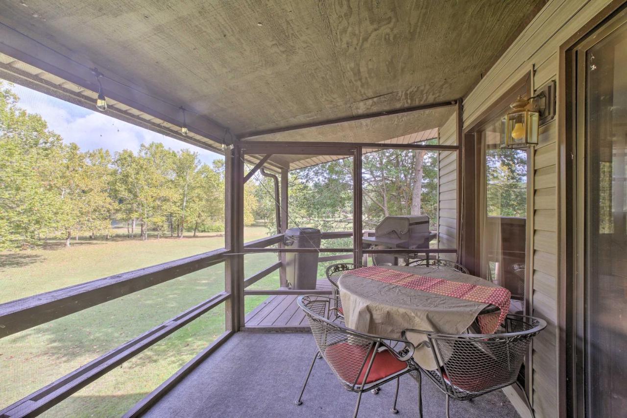 Lakefront Table Rock Home With Fire Pit! Golden Екстериор снимка